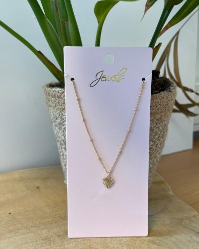 500L41 Ketting met bewerkt hartje